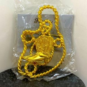 Vintage Gold Rodeo Cowboy Pride Pin/Brooch